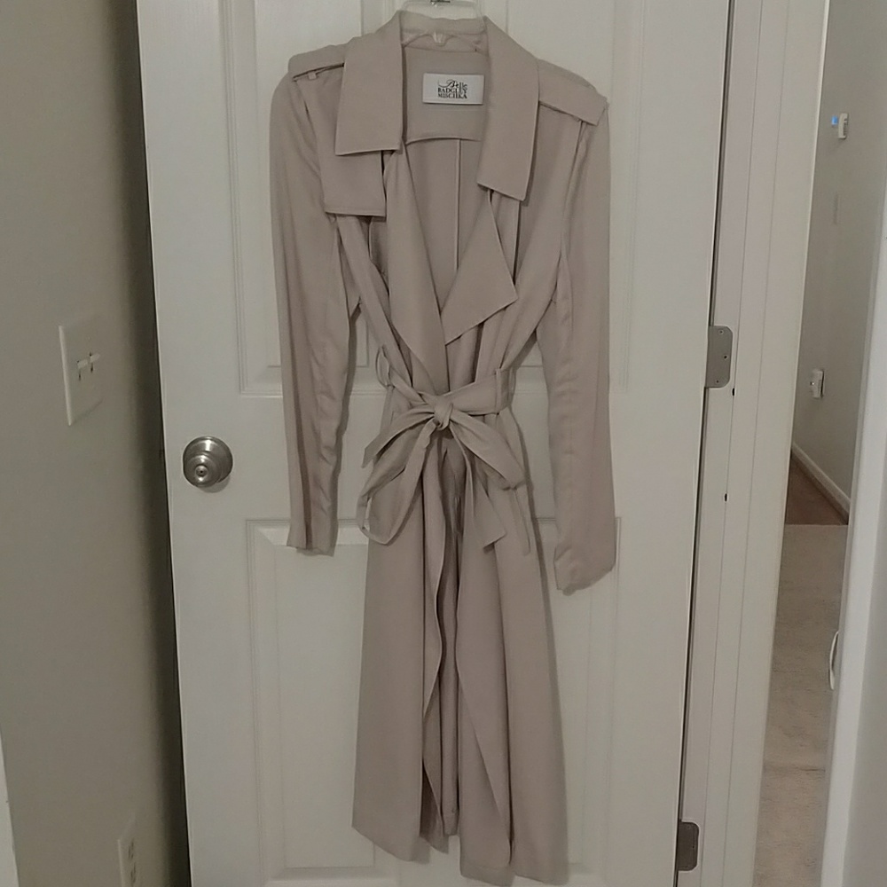 Badgley Mischka Beige Trench Coat